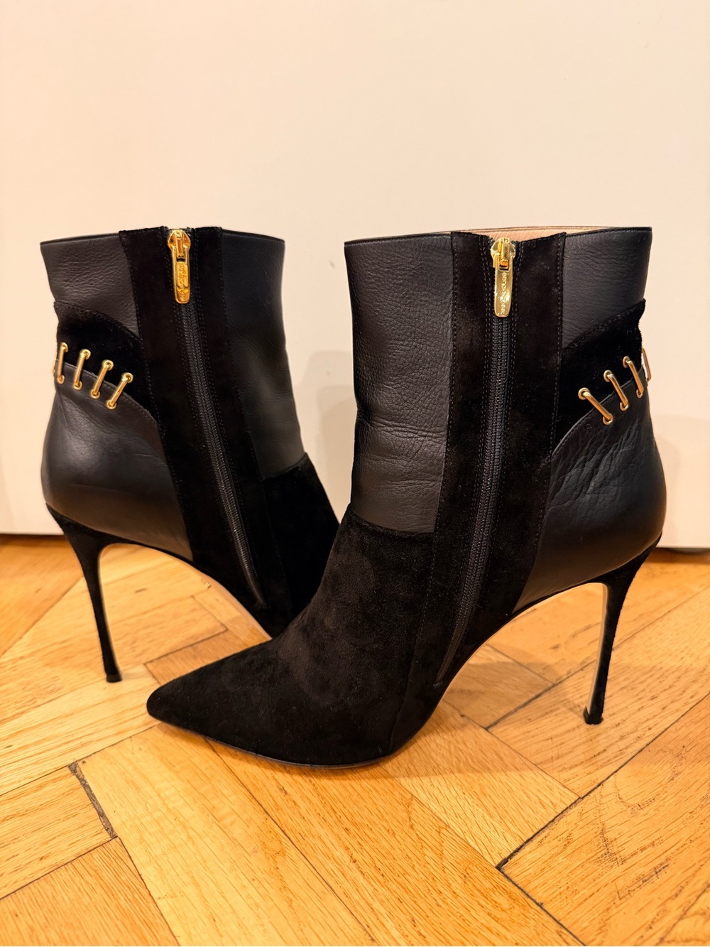 Sergio Rossi Black Leather & Suede Metal Lace Ankle Booties IT 42